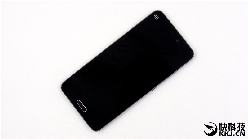 1999买骁龙820 小米5真机拆解 值！