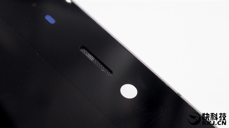 1999买骁龙820 小米5真机拆解 值！