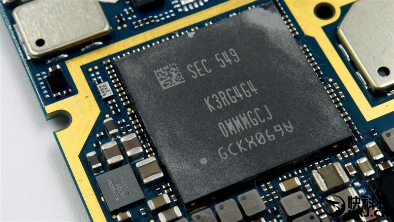 1999买骁龙820 小米5真机拆解 值！