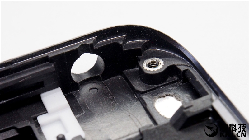 1999买骁龙820 小米5真机拆解 值！