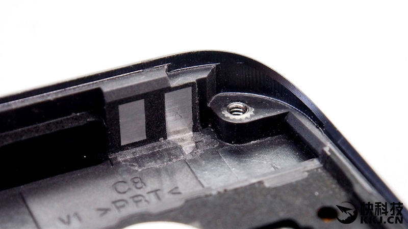 1999买骁龙820 小米5真机拆解 值！