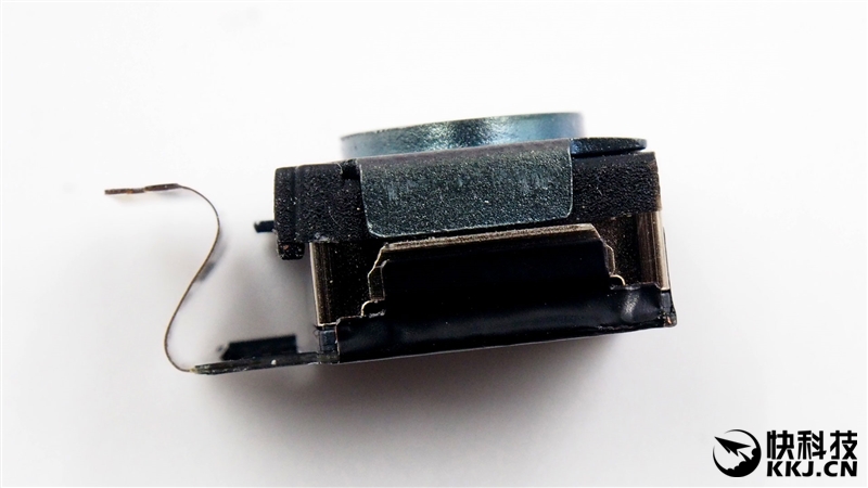 1999买骁龙820 小米5真机拆解 值！