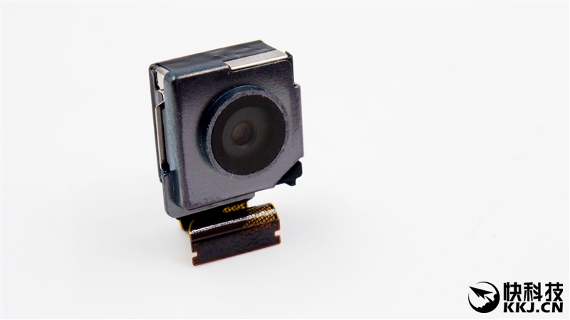 1999买骁龙820 小米5真机拆解 值！