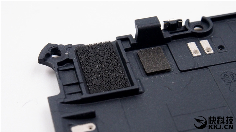 1999买骁龙820 小米5真机拆解 值！