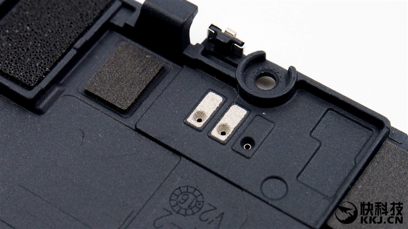 1999买骁龙820 小米5真机拆解 值！