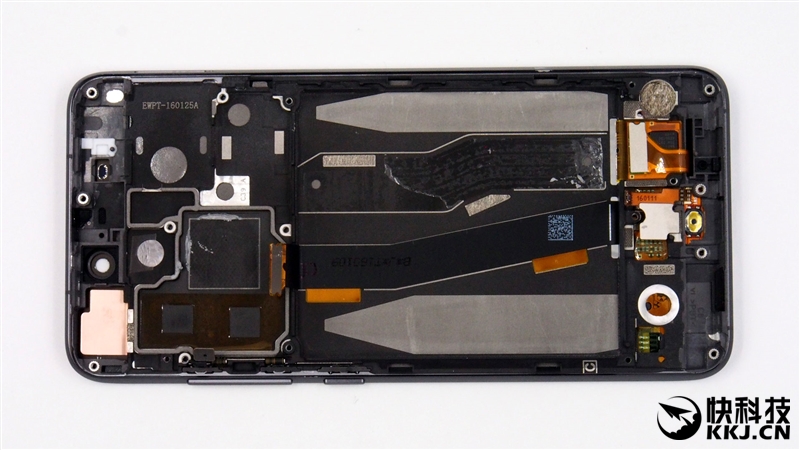 1999买骁龙820 小米5真机拆解 值！