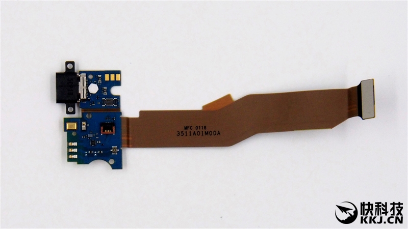 1999买骁龙820 小米5真机拆解 值！