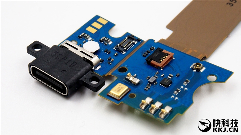 1999买骁龙820 小米5真机拆解 值！