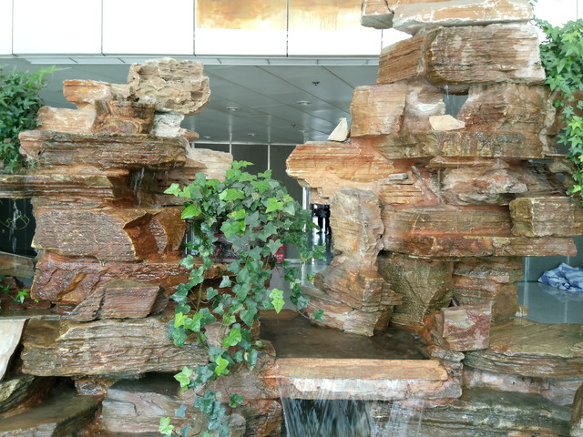 900块钱差在哪了 乐2/小米5标准版对比 