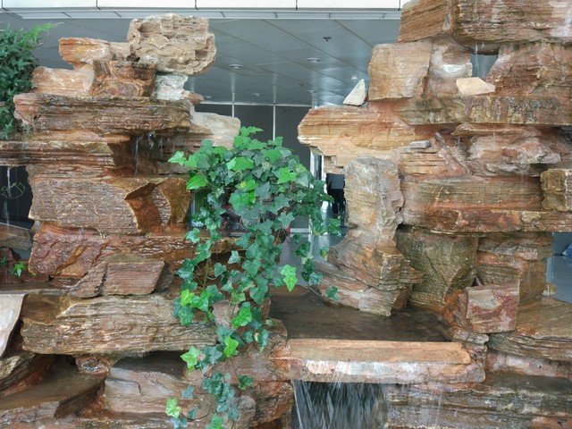 900块钱差在哪了 乐2/小米5标准版对比 