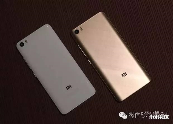 看 这就是小米5金色版！漂亮吗？
