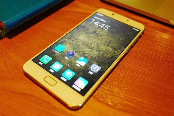 格力手机2代图赏：3300元骁龙820全能旗舰