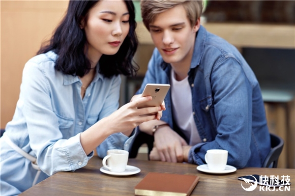 手感真TM爽！一加3真机高清图赏：最强国产骁龙820旗舰