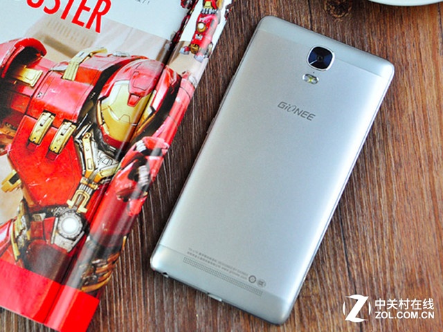 大屏+长续航 欧战观赛持久才是王道 