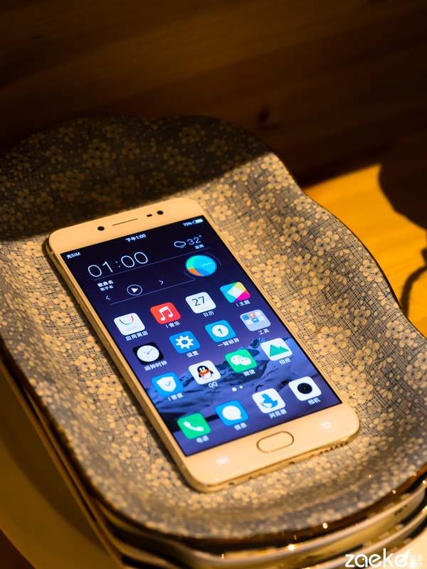 2498元 vivo X7真机图赏！颜值赞