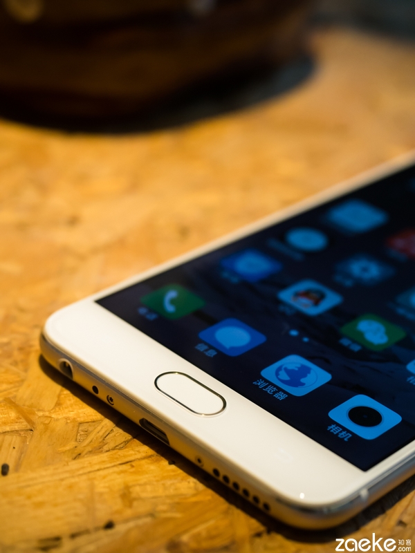 2498元 vivo X7真机图赏！颜值赞