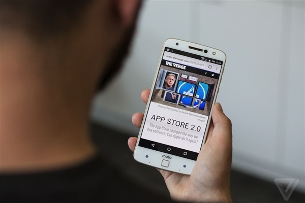 14nm骁龙625杀入2000元！联想Moto Z Play现身：5.5寸屏