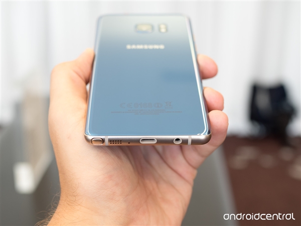 完爆iPhone 7！三星Note 7真机高清图：蓝色已中毒