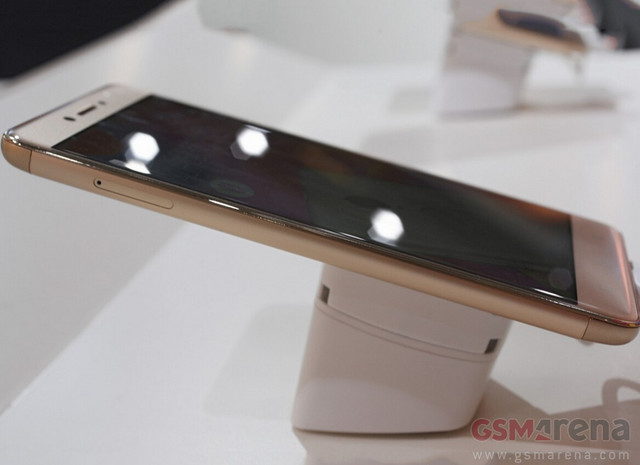 5.5寸大屏/4GB RAM 联想K6 Note遭曝光 