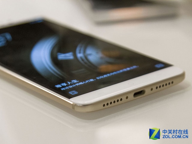 强悍安全芯片 360 Q5 Plus报价2599元起 