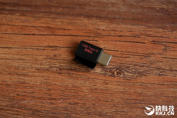 nubia Z11黑金版真机图赏：无边框拍照旗舰！