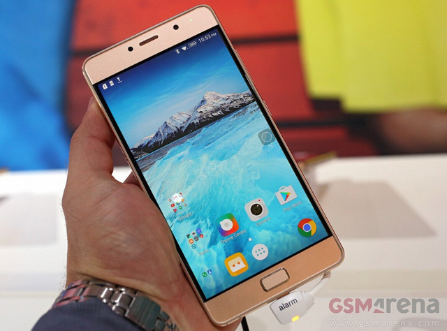 5100mAh续航爆表 联想P2真机首度曝光 