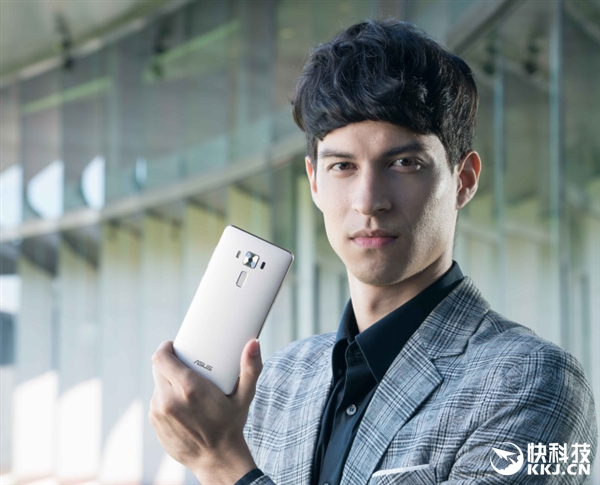首款骁龙821华硕ZenFone 3 Deluxe正式开卖！独创全金属隐藏天线