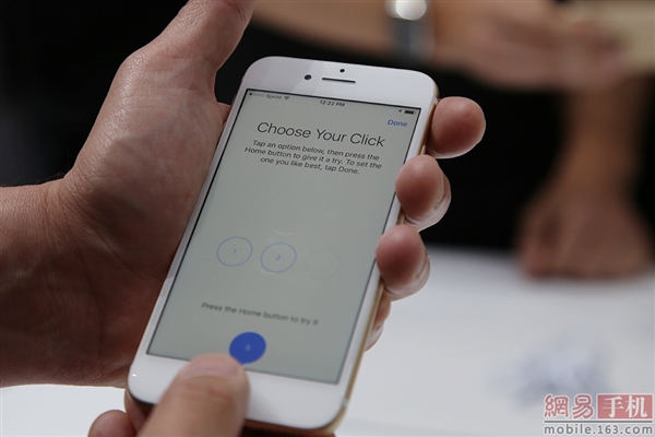 对比6S！iPhone 7土豪金高清图赏