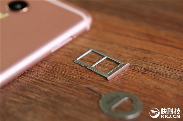 玫瑰金版魅族MX6图赏：有一丝淡雅