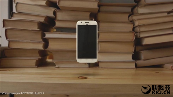 安卓7.1+骁龙821！谷歌Pixel新机偷跑亮相：就是这样