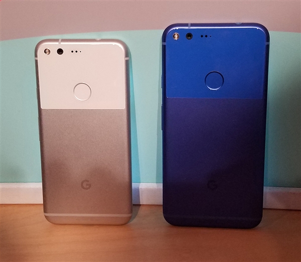谷歌Pixel/XL真机图赏：这背部太...