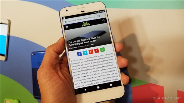 谷歌Pixel/XL真机图赏：这背部太...