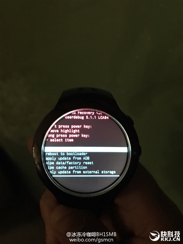 HTC神秘智能手表现身：圆形工业设计领先Moto 360