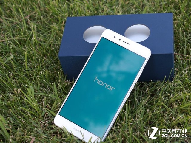 陶瓷白版官网现货 荣耀V8详细插卡指南 