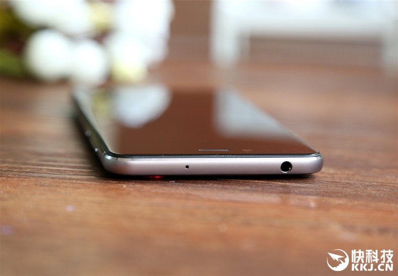 1499元！nubia小屏幕强机miniS评测：拍照彪悍