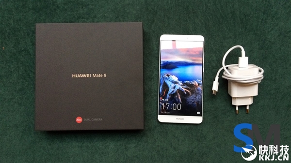 华为Mate 9 Pro曝光！梦幻配置 顶级机皇
