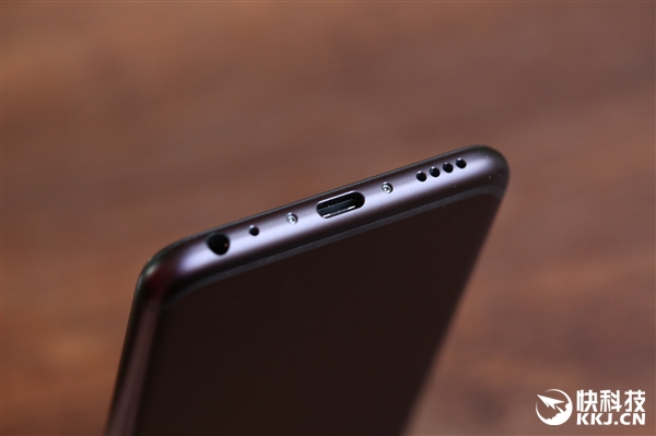 魅族PRO 6s开箱图赏：半年打磨的旗舰