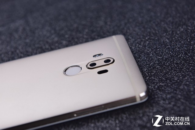 中兴天机7 MAX评测:随时看到好(3D)电影 