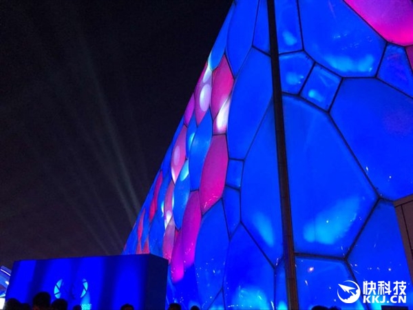 vivo实在太土豪：承包四大城市地标！