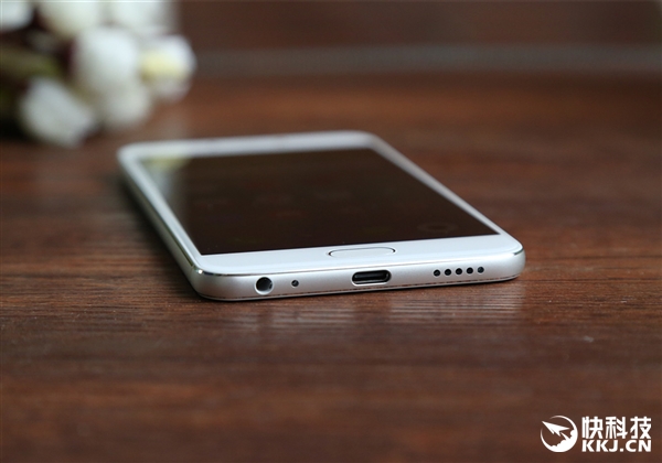 史上最好看魅蓝！魅蓝X开箱图赏