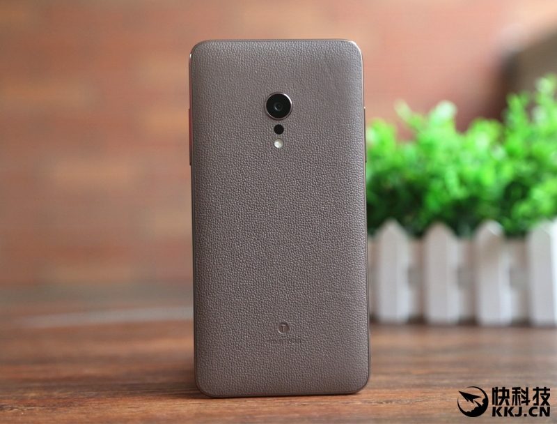 锤子涅槃之作 Smartisan M1L手机评测