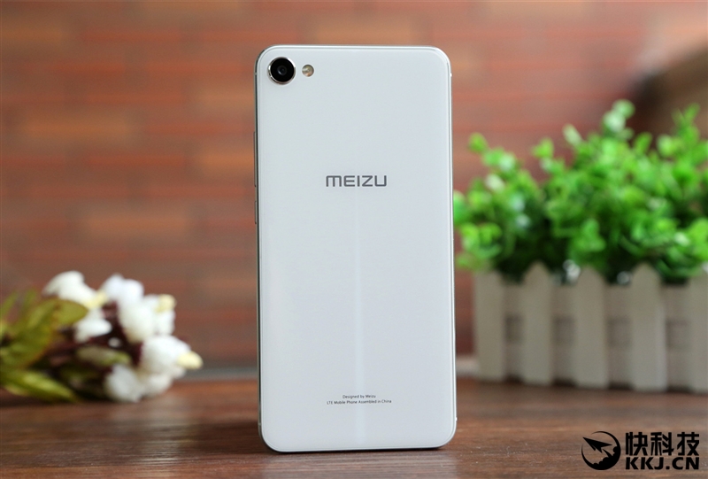 联发科Helio P20全球首发 魅蓝X手机评测