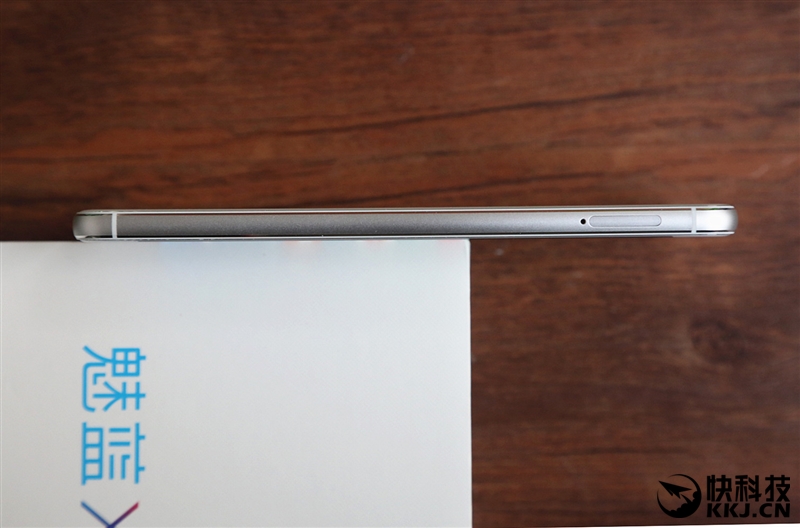 联发科Helio P20全球首发 魅蓝X手机评测