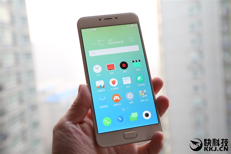 联发科Helio P20全球首发 魅蓝X手机评测