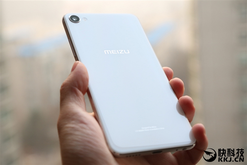 联发科Helio P20全球首发 魅蓝X手机评测