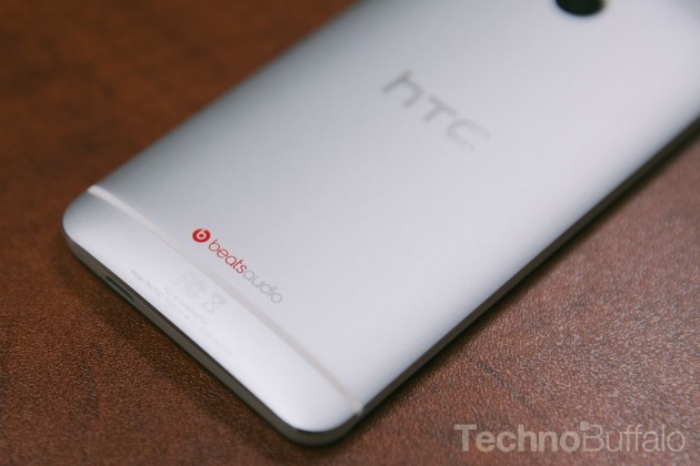 HTC One Google Play Edition-Beats