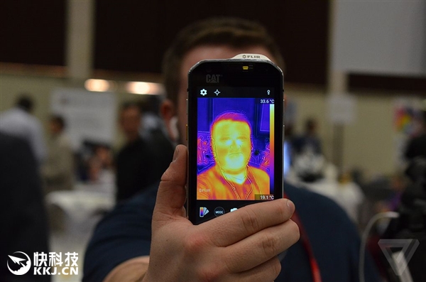 史上拍照最强：全球首款热成像手机来了！