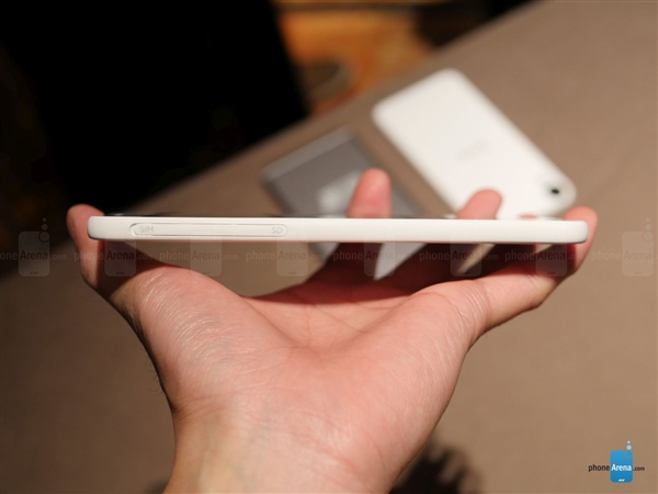 多图预警！HTC三款新机图赏：泼彩设计够个性