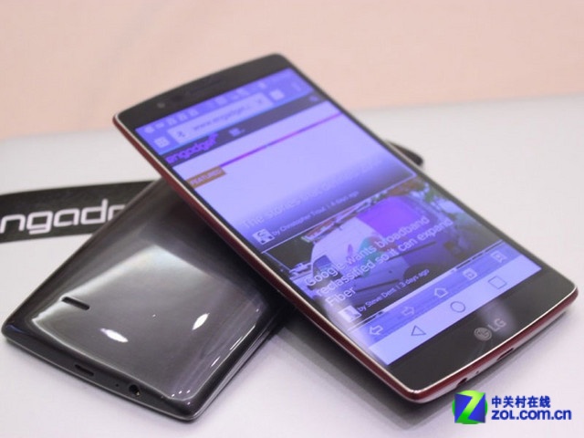 国产手机跟风曲面屏 变弯真是唯一出路? 