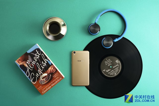 专访OPPO:竞争点越繁复 